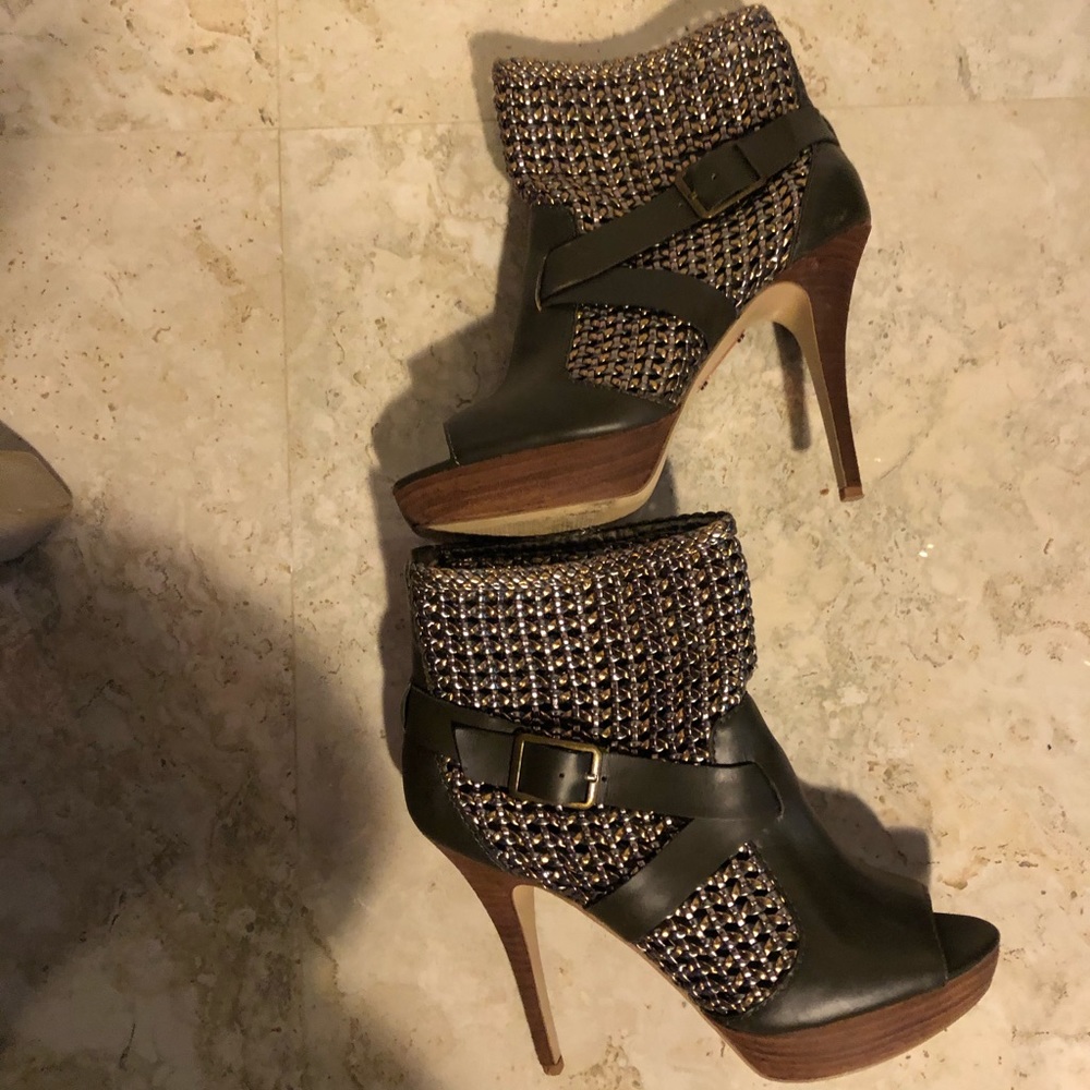 STEVEN by Steve Madden Bootie Pumps